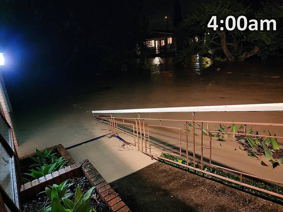 The fllod at it's height...